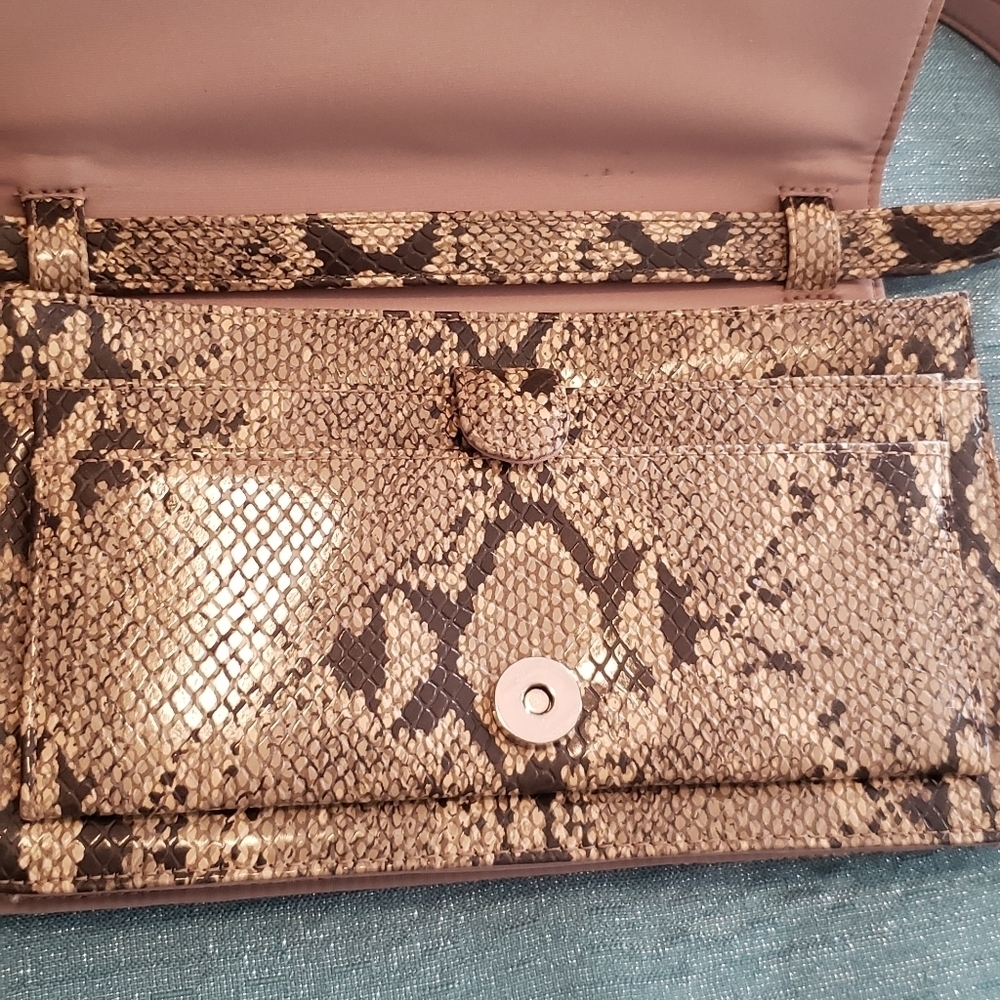 Nine West Handbag - Picture 4 of 4
